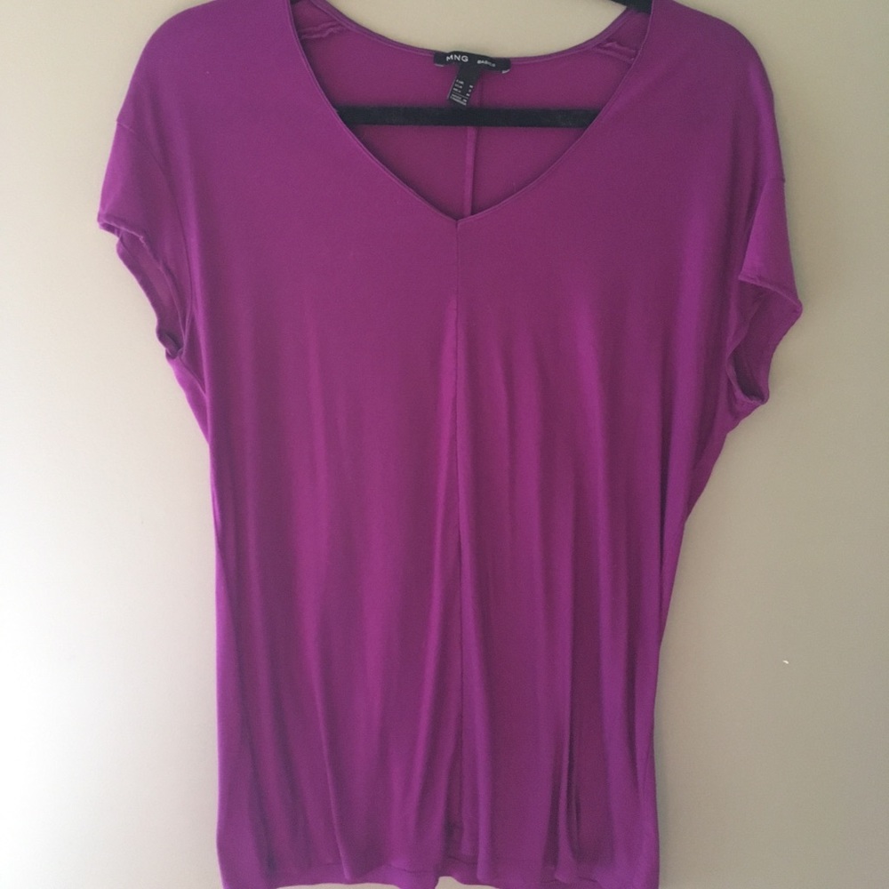 MNG basic purple V-neck top. Size M.